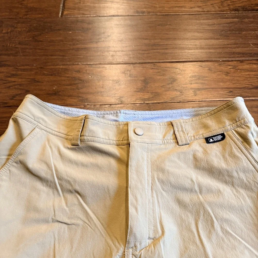 Eastern Mountain Sports Khaki Pants Mens 32x32 Beige Nylon Stretch Hiking
